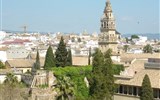 Cordóba - Španělsko - Andalusie - Cordoba, zvonice katedrály, 1593-1617 namísto minaretu poničeného 1589 bouří.
